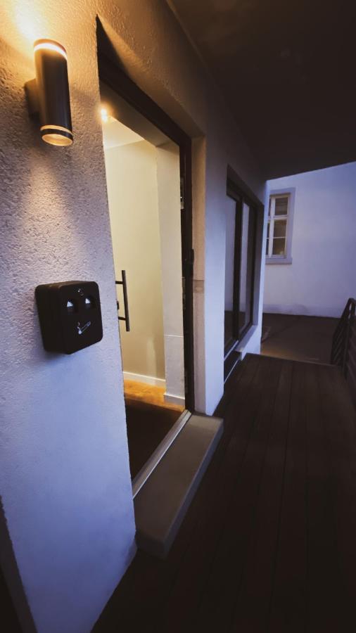 טרייר Stilvolles City-Loft Mit Privatem Whirlpool מראה חיצוני תמונה
